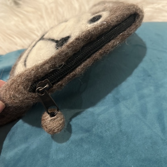 Artisan Handcrafted Felt Wool “Puppy” zipped bag, NWOT - Made in Nepal - Picture 5 of 10